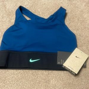 Women’s Nike sports bra